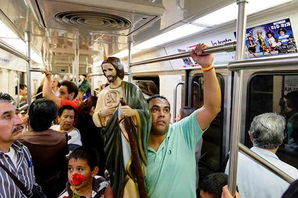 San Judas Tadeo en el metro