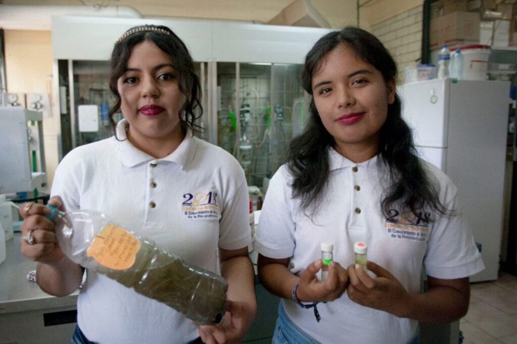 Estudiantes mexicanas convierten agua sucia en combustible